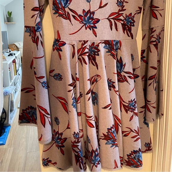 Kimchi Dress - Picture 2 of 4